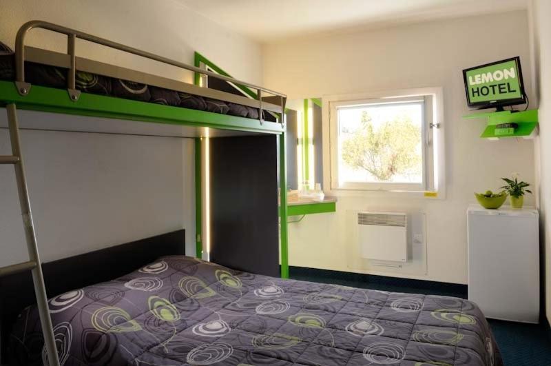 Lemon Hotel - Mery Sur Oise/Cergy Εξωτερικό φωτογραφία