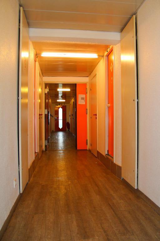 Lemon Hotel - Mery Sur Oise/Cergy Εξωτερικό φωτογραφία